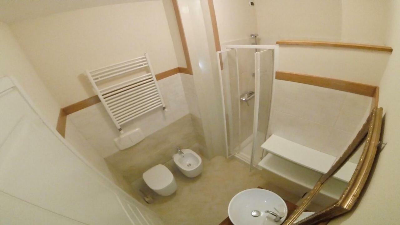 Liberty Room And Breakfast บอร์โก วาล ดิ ตาโร ภายนอก รูปภาพ